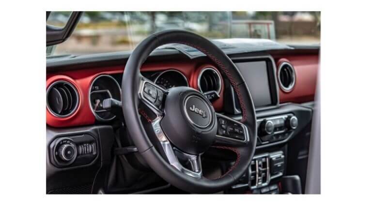 ESP BAS Light on Jeep: Possible Causes and Neat Solutions