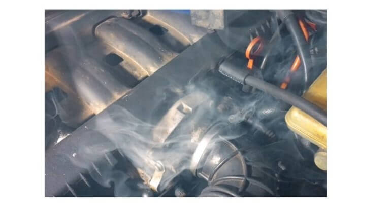 jeep-smoking-under-the-hood-possible-causes